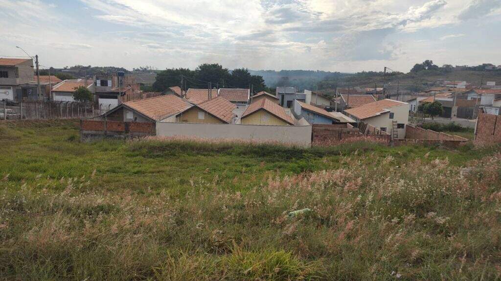 Terreno à venda no Parque Residencial Monte Rey III: 
