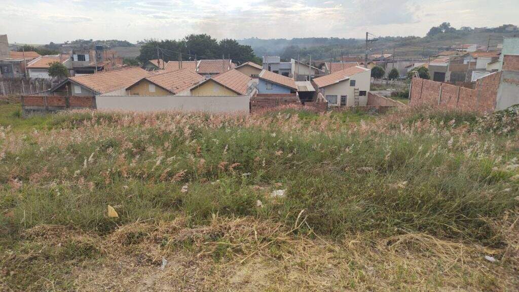 Terreno à venda no Parque Residencial Monte Rey III: 