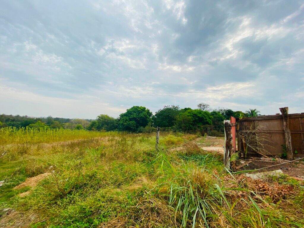 Área à venda no Piracicamirim: 
