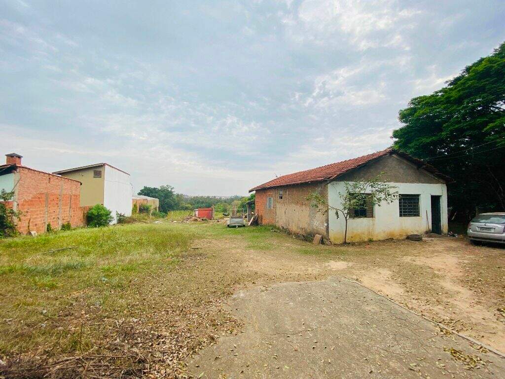 Área à venda no Piracicamirim: 