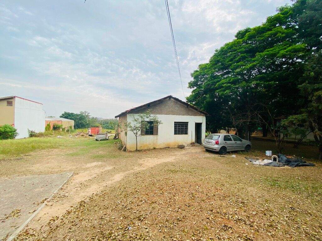 Área à venda no Piracicamirim: 