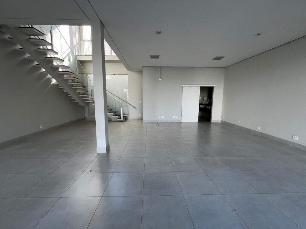 Salão para aluguel no Centro: 