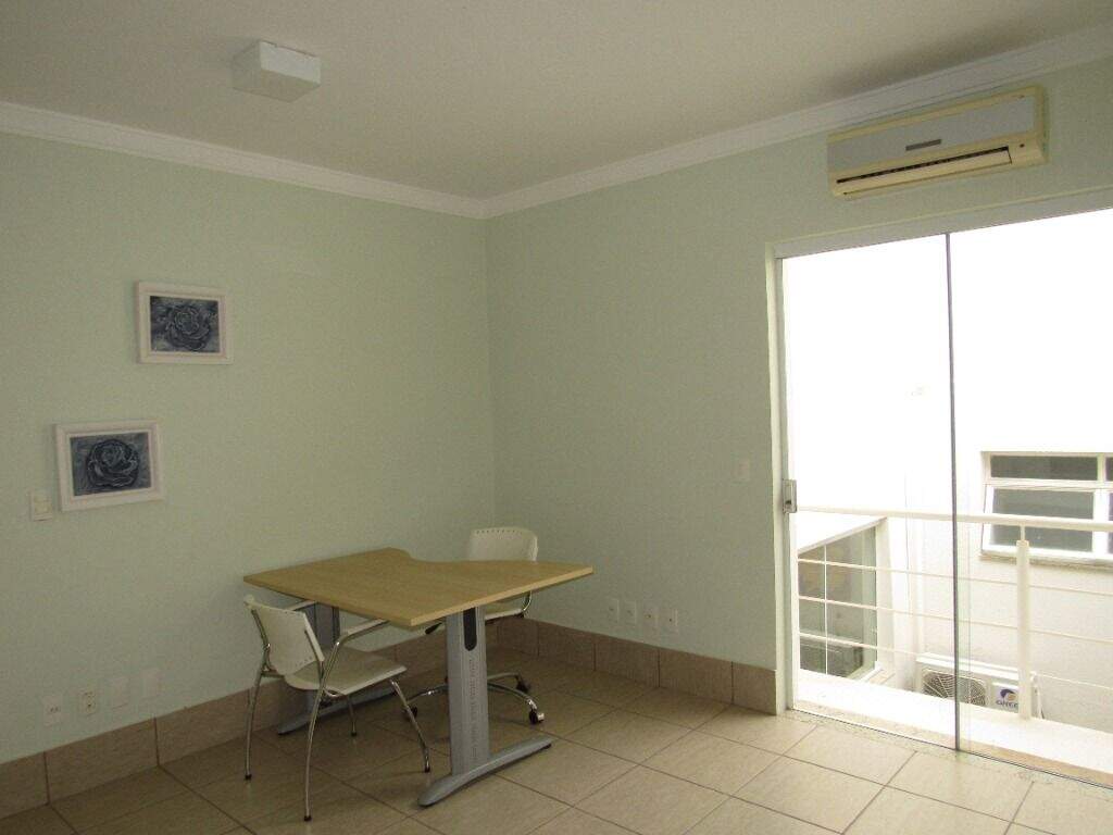 Sala para aluguel no Centro: 
