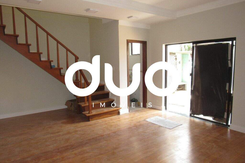 Casa à venda no Alto: 