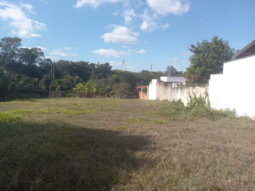 Área à venda no Jardim Sonia: 