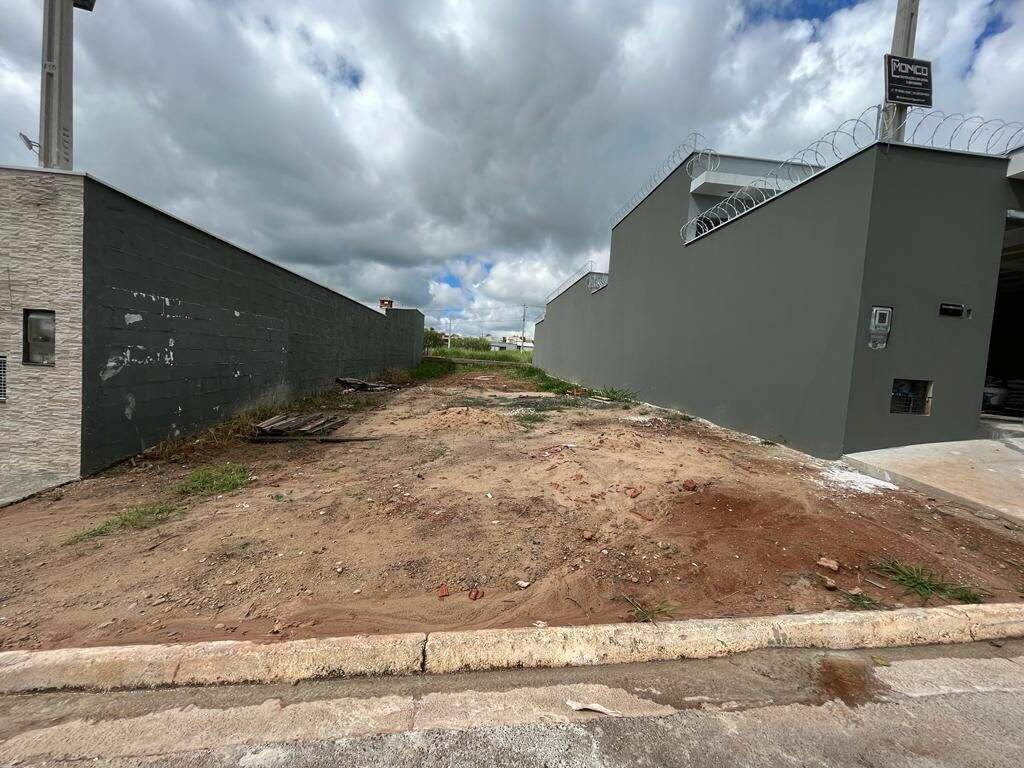 Terreno à venda no Campestre: 