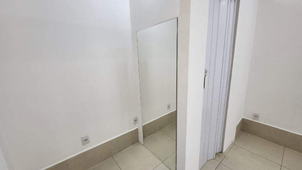 Salão para aluguel no Alto: 