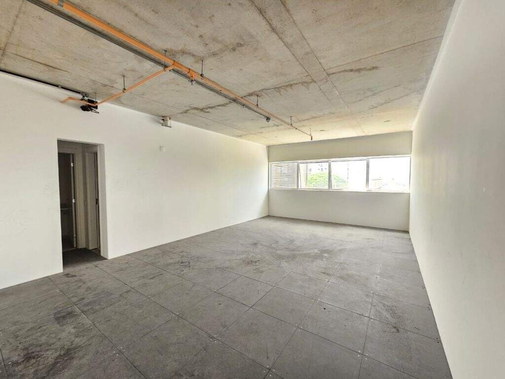 Sala para aluguel no Alemães: 