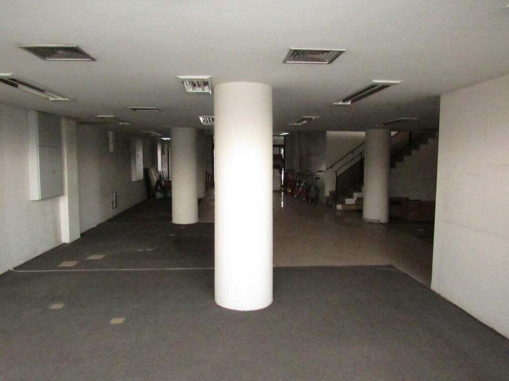 Salão para aluguel no Vila Rezende: 