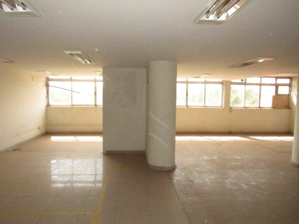 Salão para aluguel no Vila Rezende: 