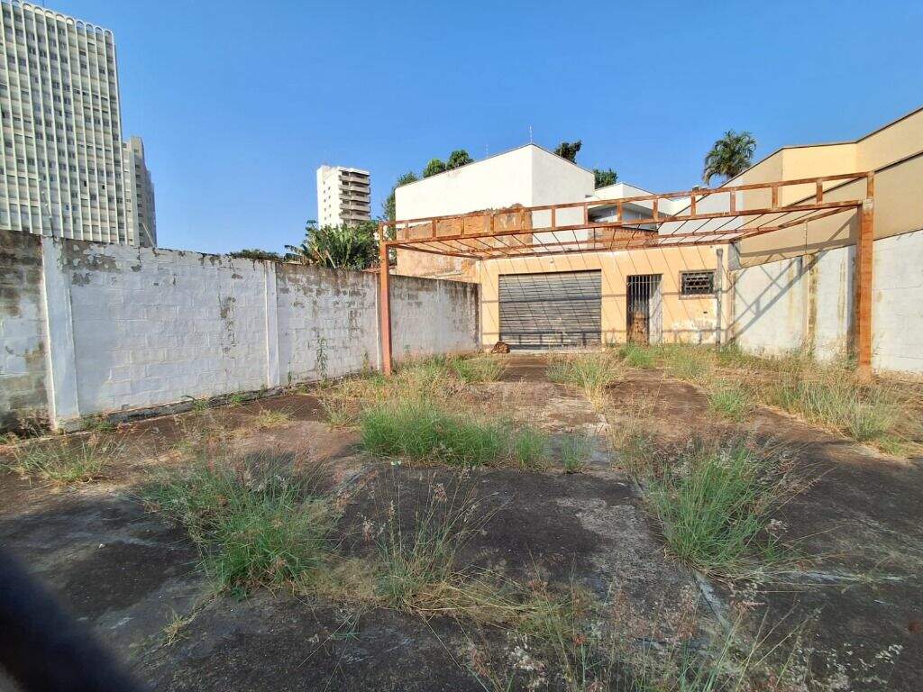 Terreno à venda no Cidade Jardim: 