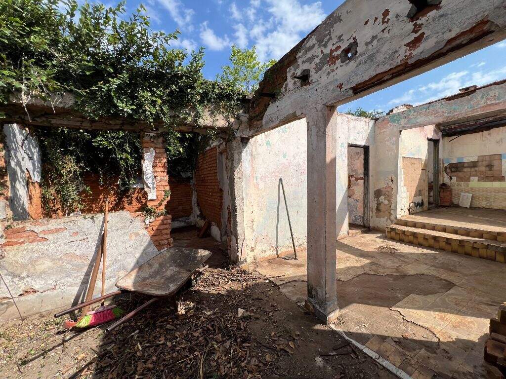 Terreno à venda no Vila Rezende: 