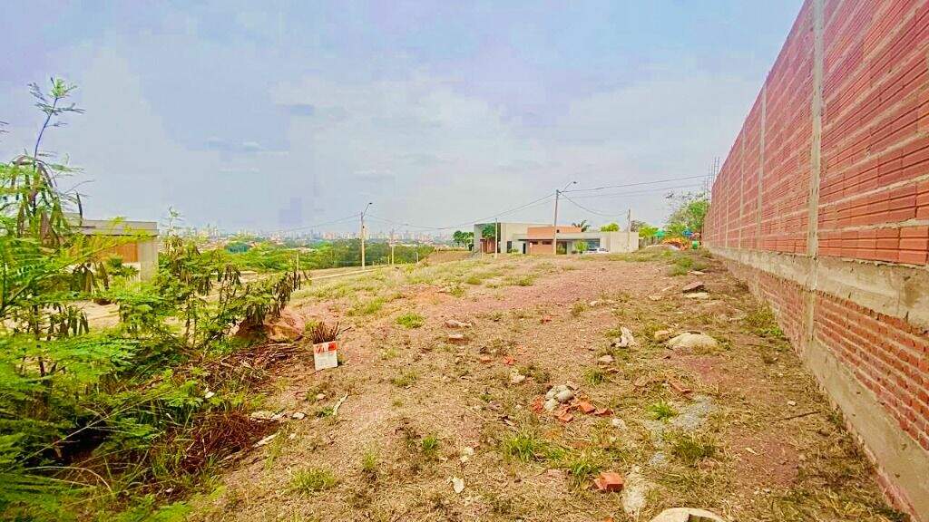 Terreno à venda no Jardim Parque Jupiá: 