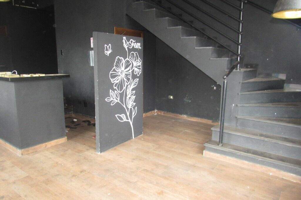 Salão para aluguel no Vila Boyes: 