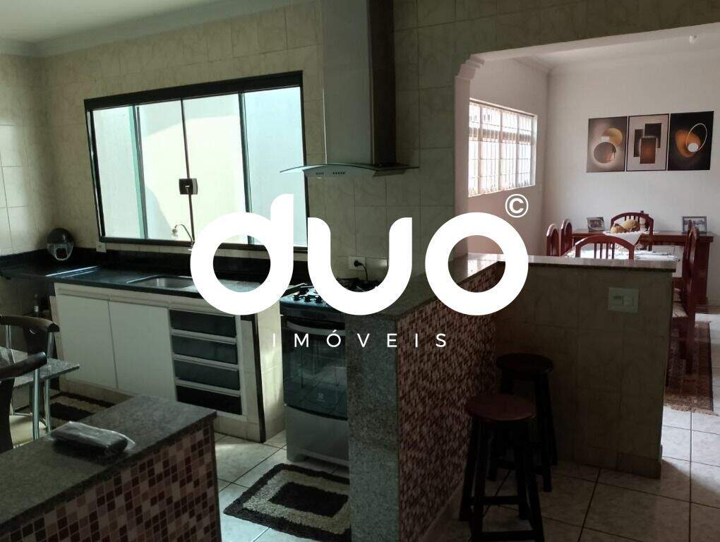 Casa à venda no Jardim São Francisco: 