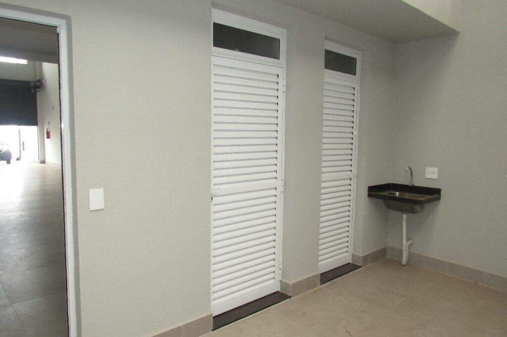 Salão para aluguel no Jardim Petrópolis: 