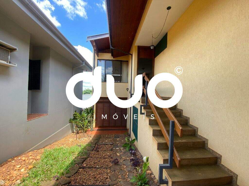 Casa à venda no Centro: 