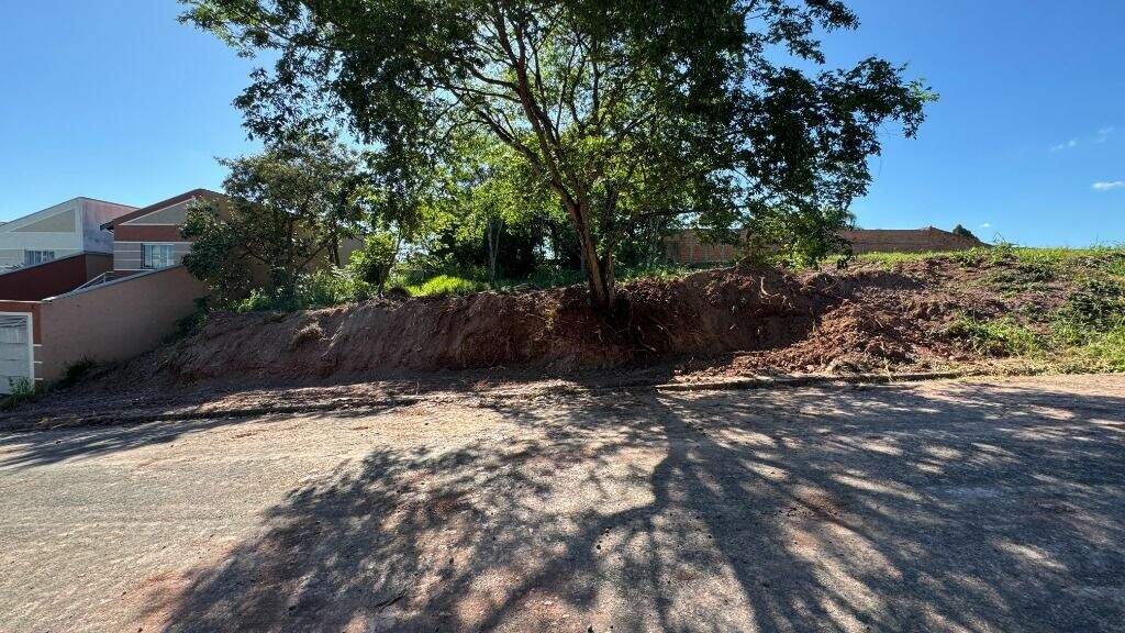 Terreno à venda no Vale do Sol: 