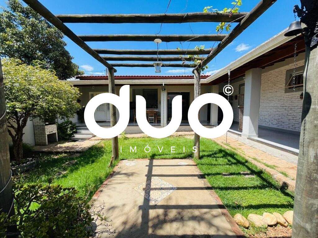 Casa à venda no Jardim Abaeté: 