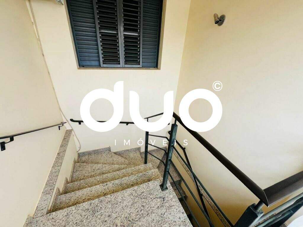 Casa à venda no Centro: 