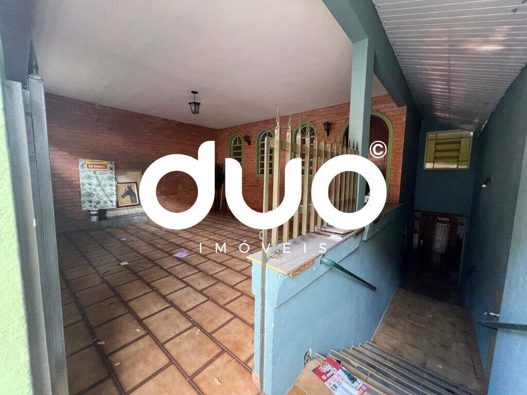 Casa à venda no Alto: 