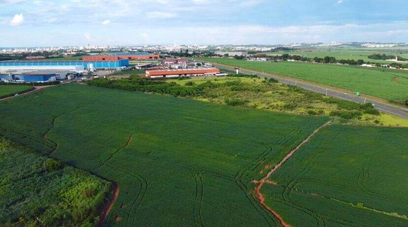 Área à venda no Campestre: 