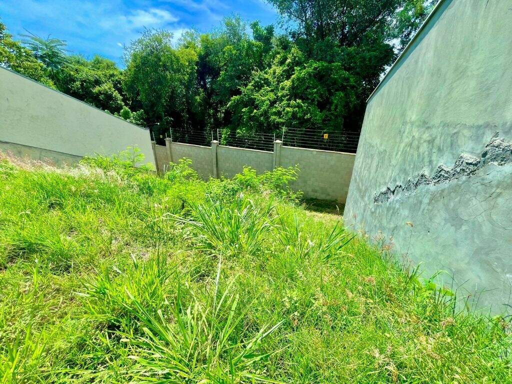 Terreno à venda no Residencial Soleil: 