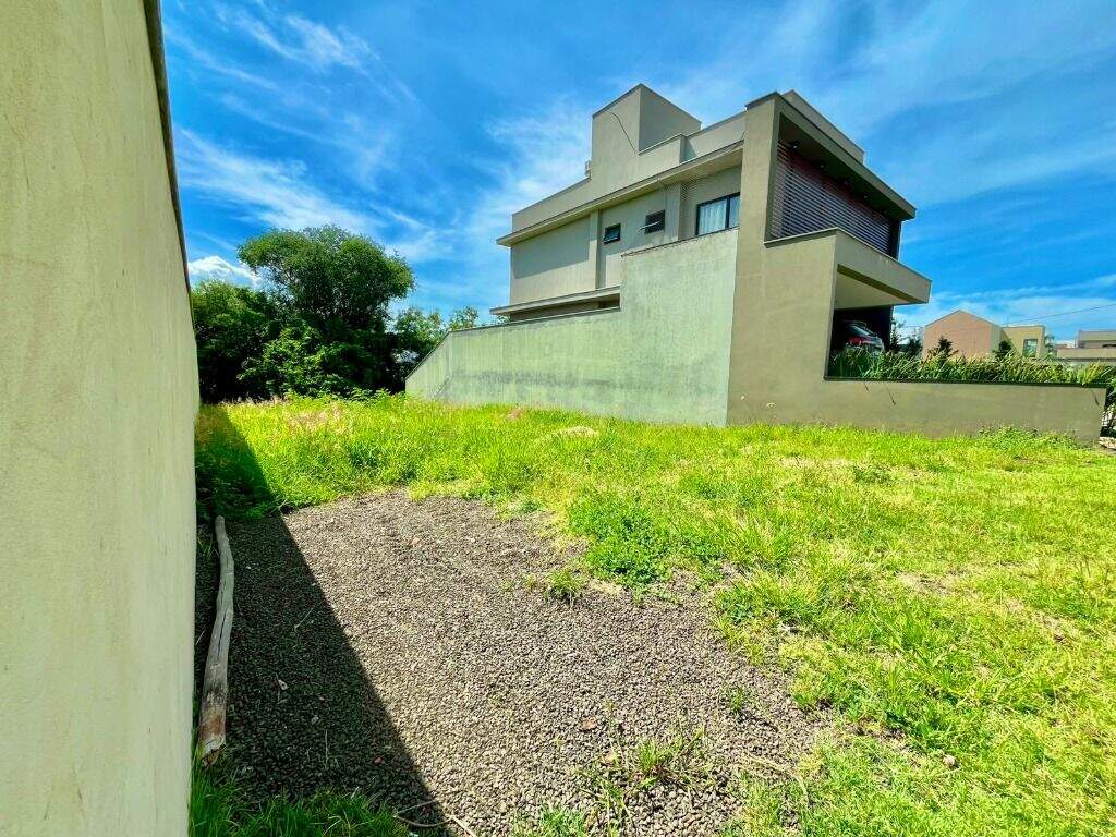 Terreno à venda no Residencial Soleil: 