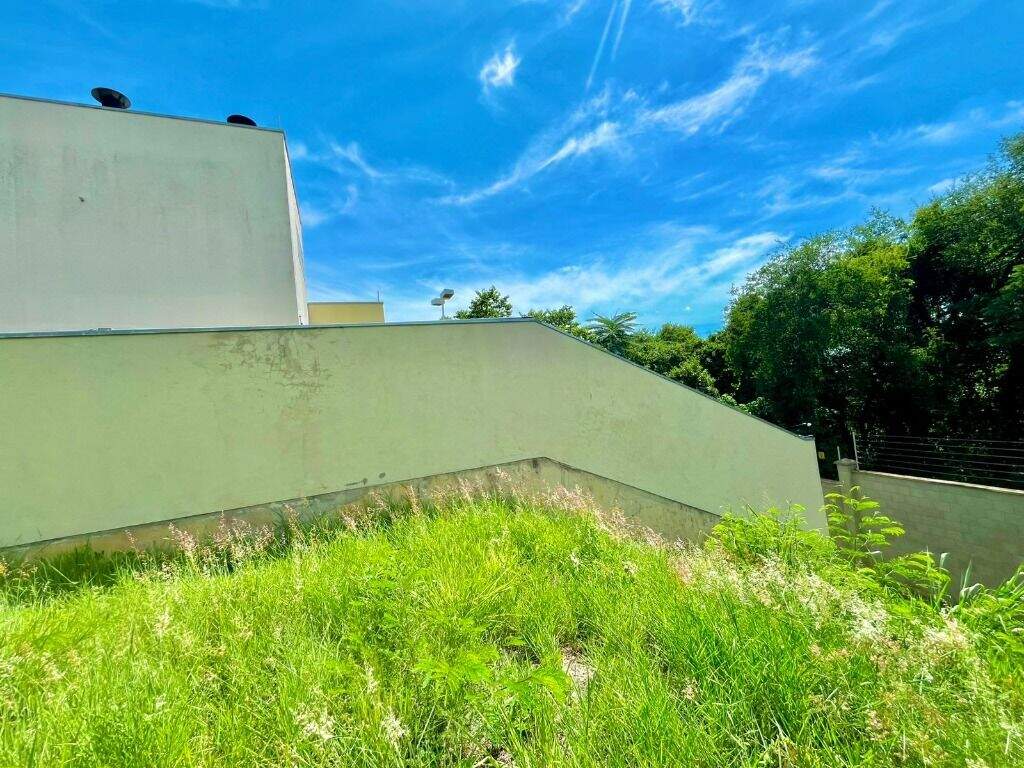 Terreno à venda no Residencial Soleil: 