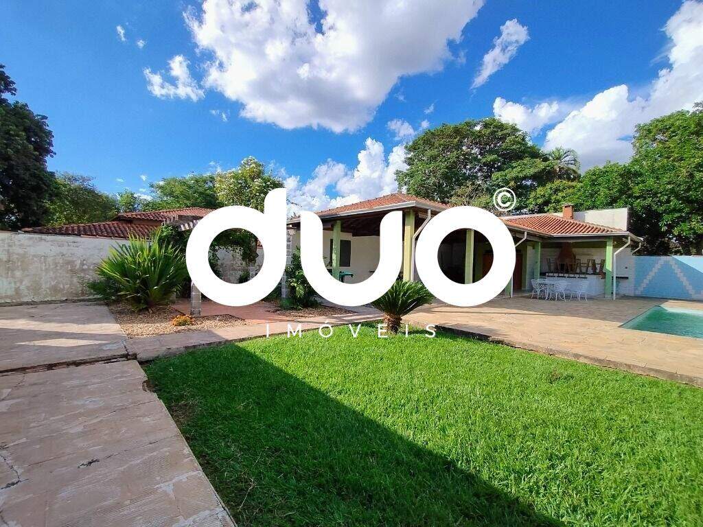 Casa à venda no Quinta de Santa Helena: 