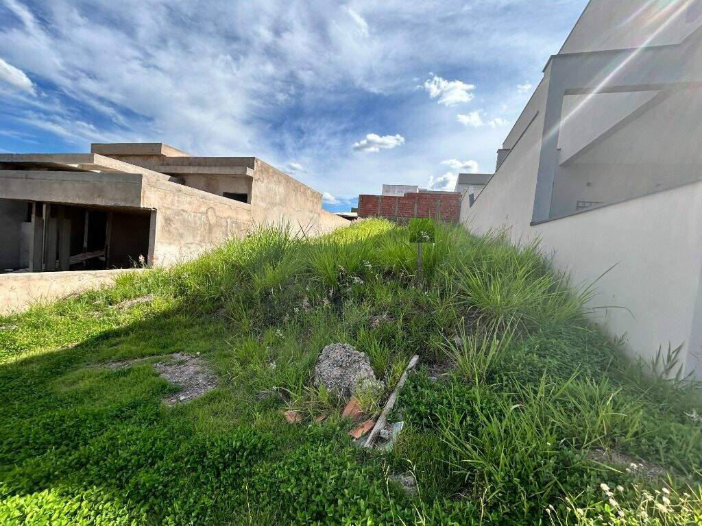 Terreno à venda no Ondinhas: 