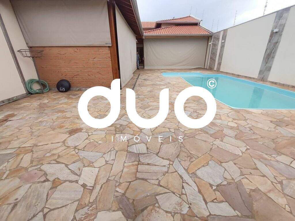Casa à venda no Jardim São Francisco: 