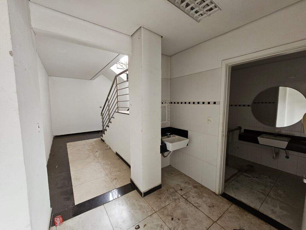 Salão para aluguel no Alemães: 