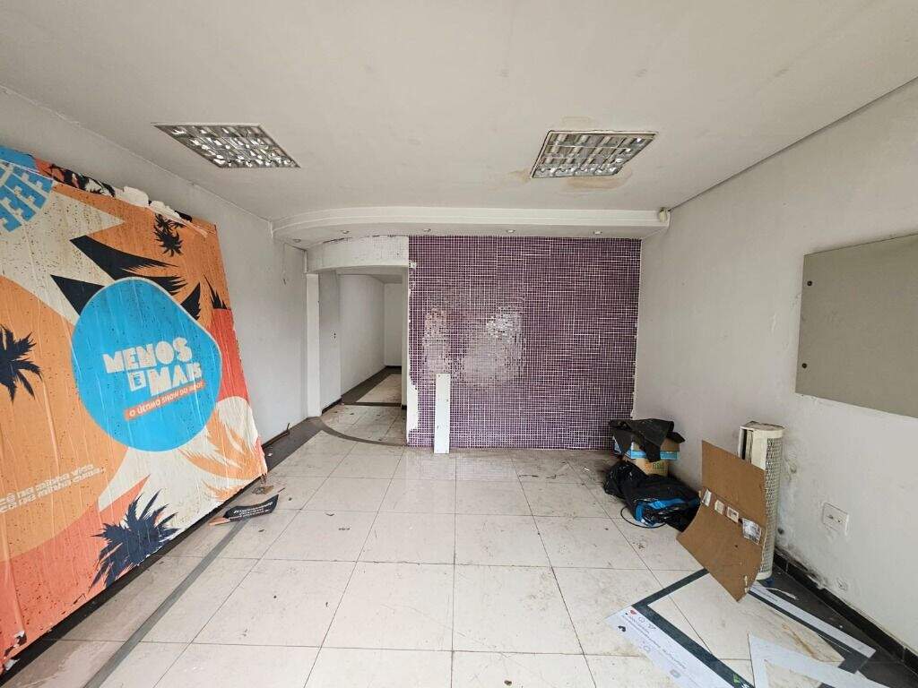 Salão para aluguel no Alemães: 