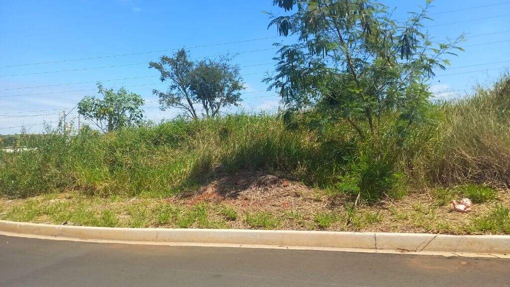 Área à venda no Residencial Alto da Boa Vista: 