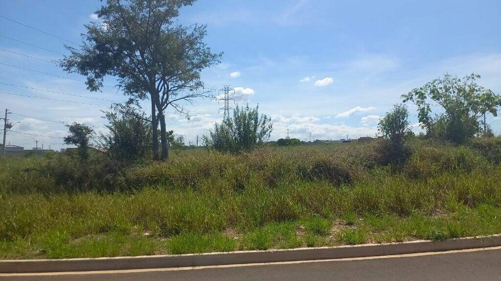 Área à venda no Residencial Alto da Boa Vista: 