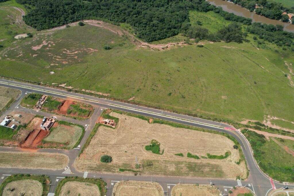 Área à venda no Residencial Alto da Boa Vista: 