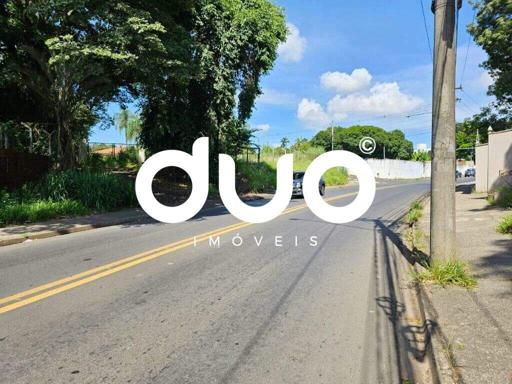 Casa à venda no Dois Córregos: 