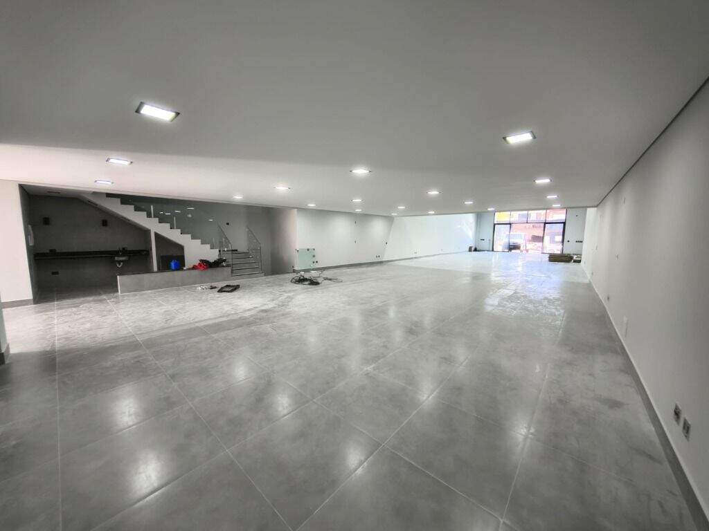 Barracão para aluguel no Centro: 