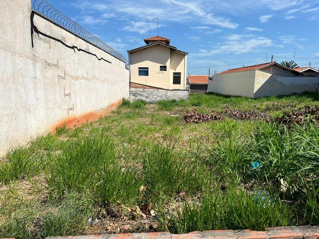 Terreno à venda no Parque Conceição II: 