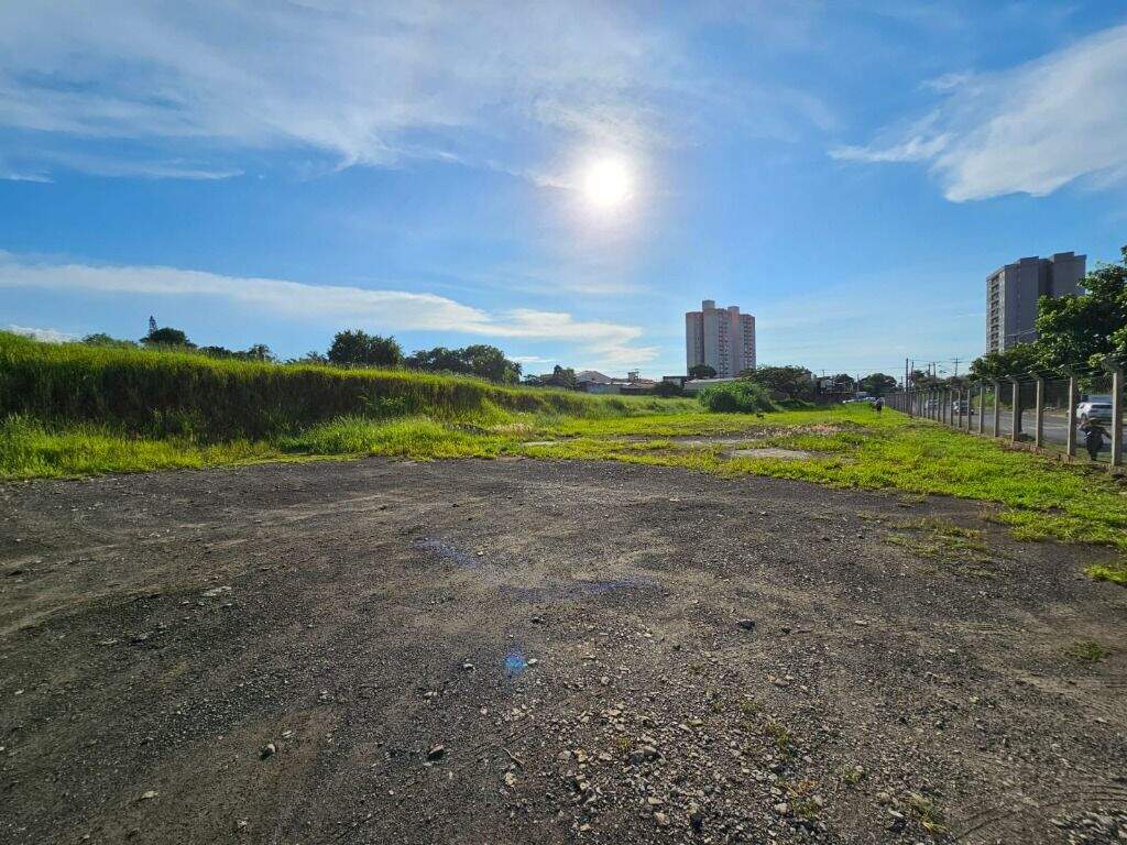 Terreno para aluguel no Piracicamirim: 