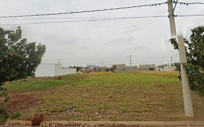 Terreno à venda no Garças: 