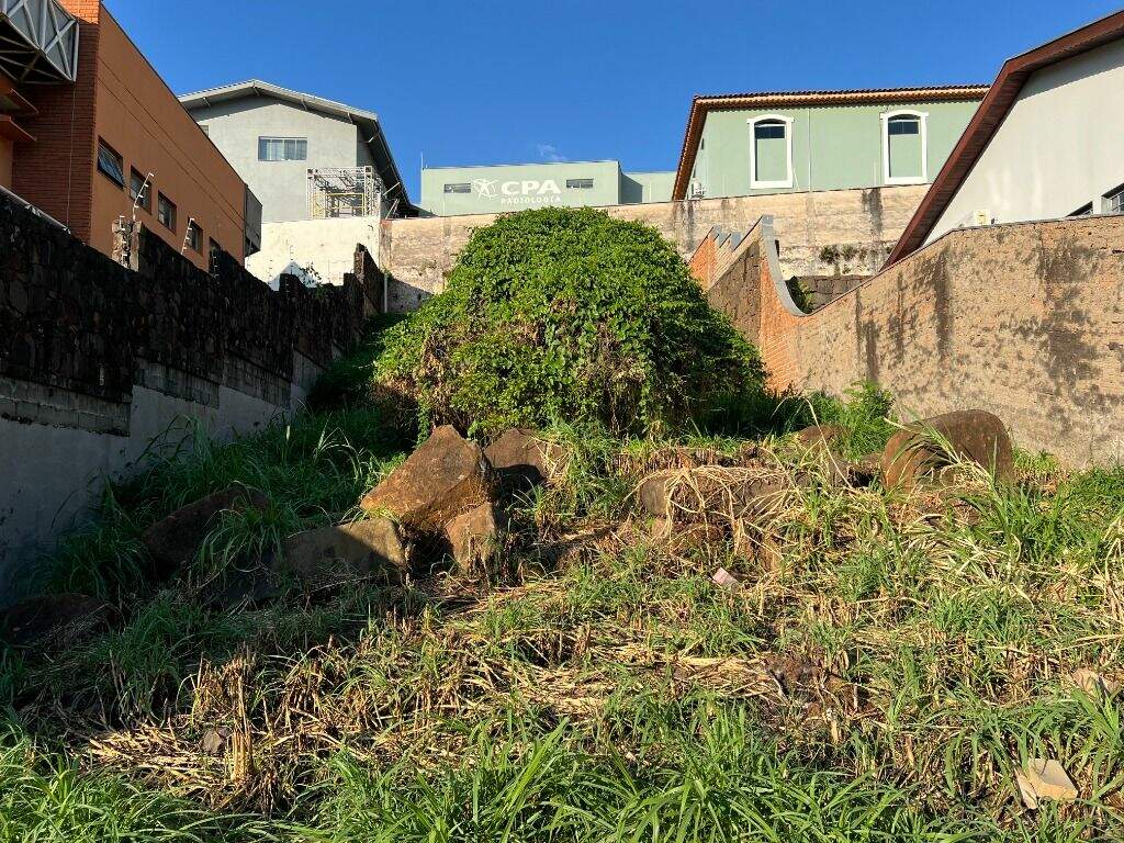 Terreno à venda no Cidade Jardim: 