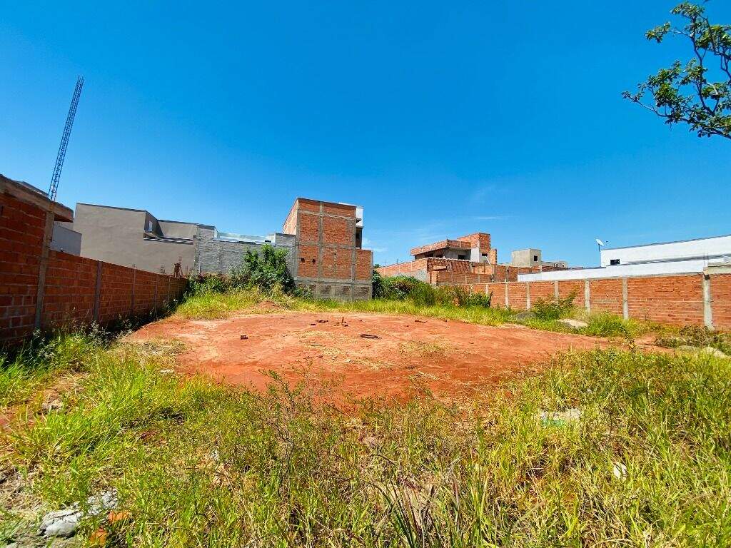 Terreno à venda no Campestre: 