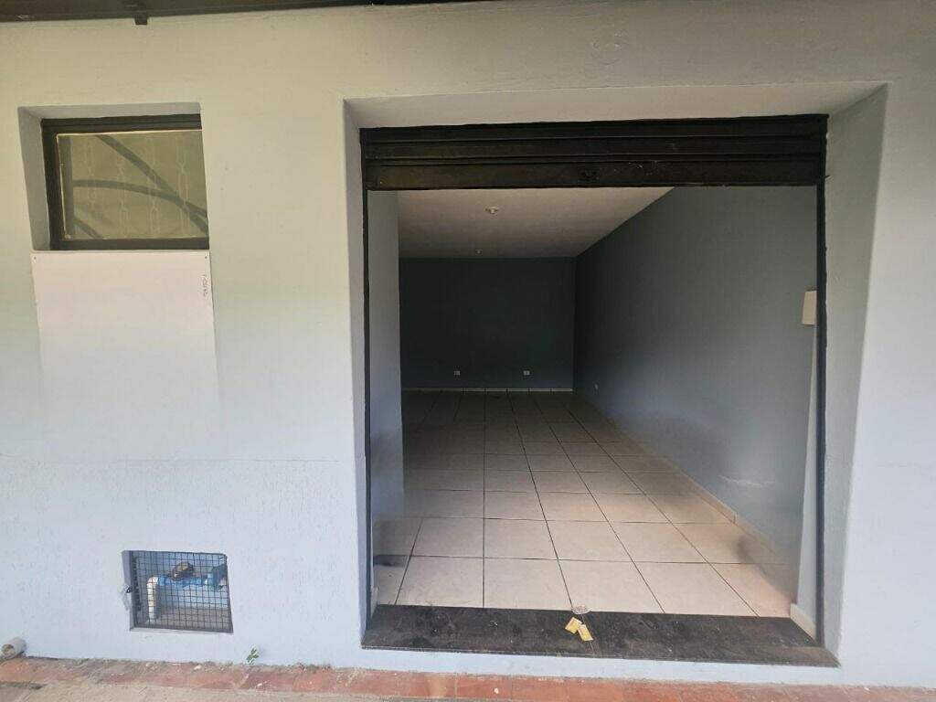 Salão para aluguel no Algodoal: 