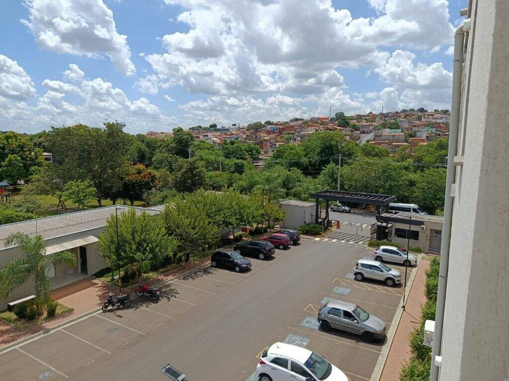 Apartamento à venda no Jardim Itapuã: 
