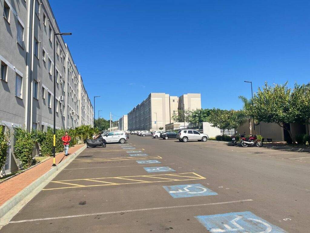 Apartamento à venda no Jardim Itapuã: 