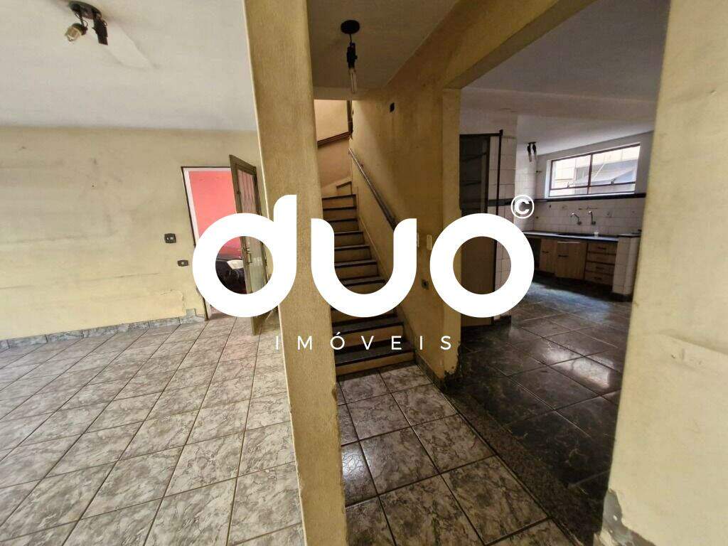 Casa à venda no Centro: 