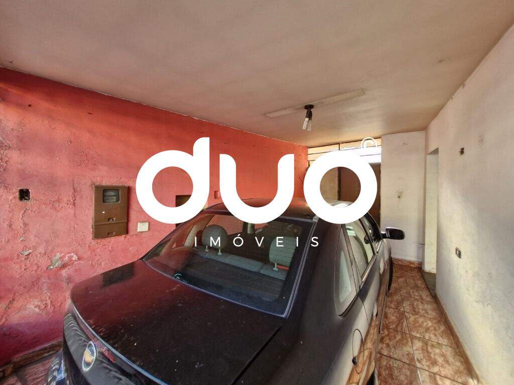 Casa à venda no Centro: 