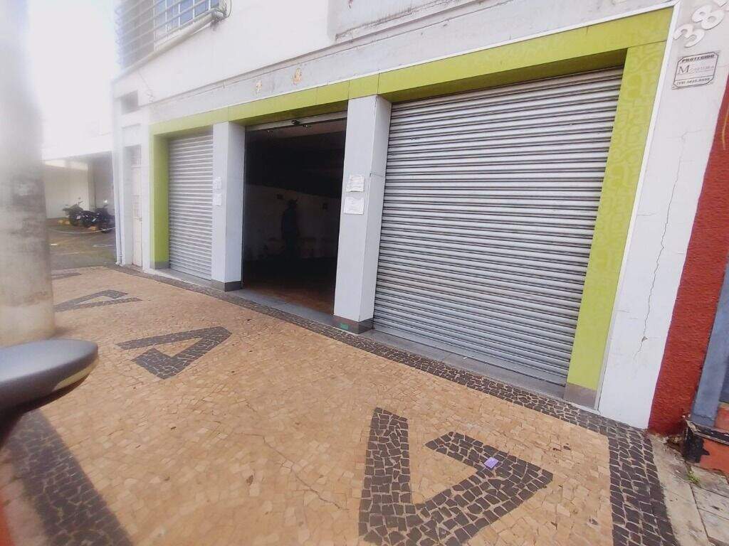 Salão para aluguel no Vila Rezende: 